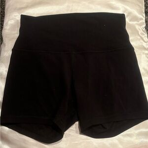 Lululemon align shorts 4’